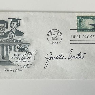 Comic actor Jonathan Winters signed cover