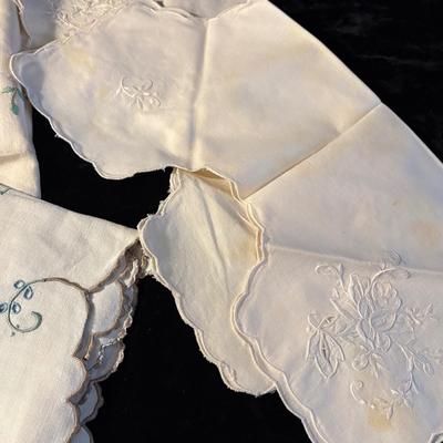 Large Lot Mixed Table Linens, Pimpernel Placemats & More (D-ES)