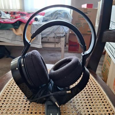 Sony headphones with charging station