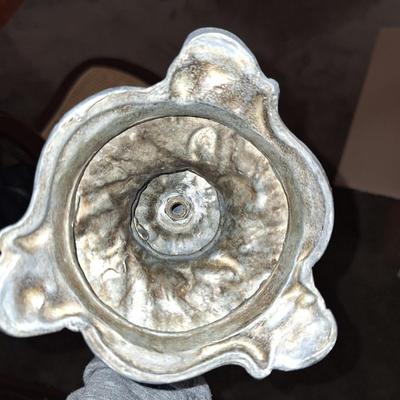 IUrn Styled Lamp