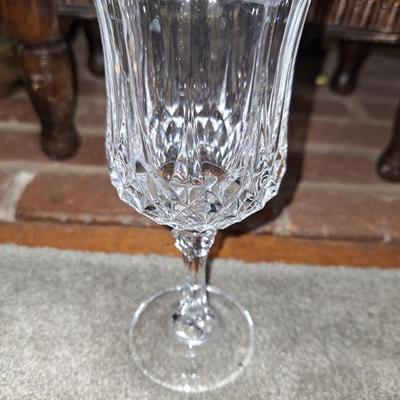 11 Wine Glasses