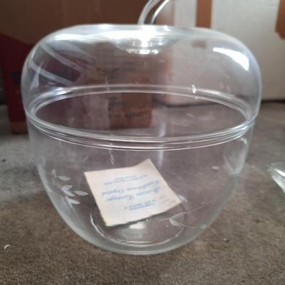 Princess House Apple Bowl