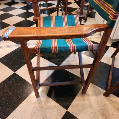 2 Vintage Folding Chairs