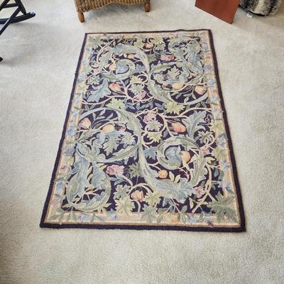 100% Wool Pile Rug 42x65