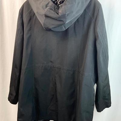 Lot L 345 Calvin Klein Women’s Black Raincoat with Quilted Liner, Black Umbrella