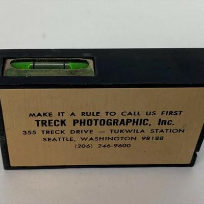 mcm TRECK PHOTO SEATTLE WASHINGTON ADVERTISING SPECIALTY POCKET TOOL