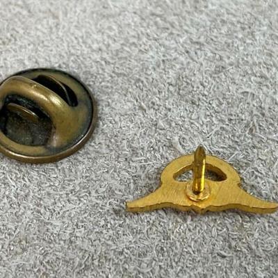 AOPA WINGS SENIOR MEMBER LAPEL PIN AIRCRAFT OWNERS & PILOTS ASSOC
