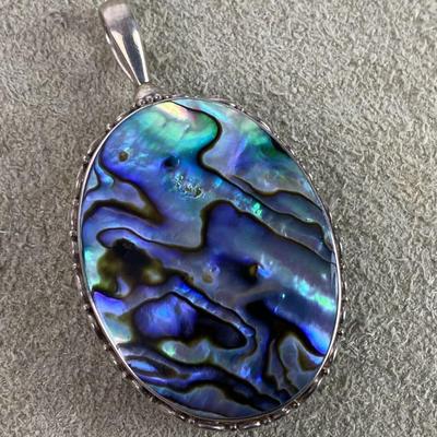 SAJEN BALINESE STERLING SILVER ABALONE & LABRADORITE PENDANT