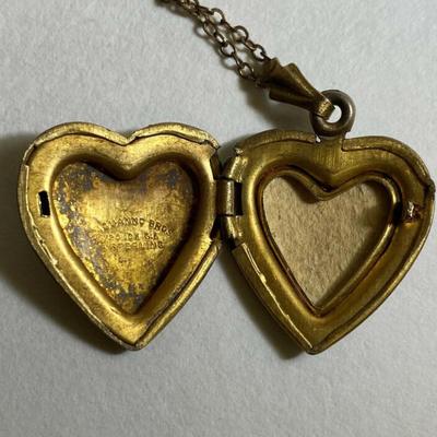  D'AGUANNO BROS GOLD FILLED OVER STERLING ETCHED HEART LOCKET