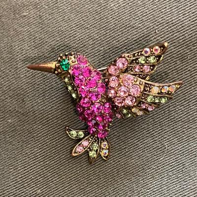 vintage MULTICOLOR RHINESTONE HUMMINGBIRD PIN