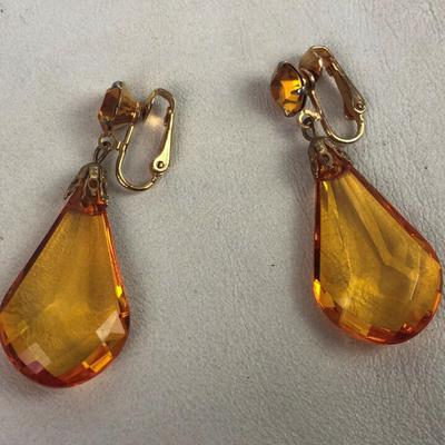 vintage AMBER LUCITE STAR BROOCH & DANGLE EARRINGS