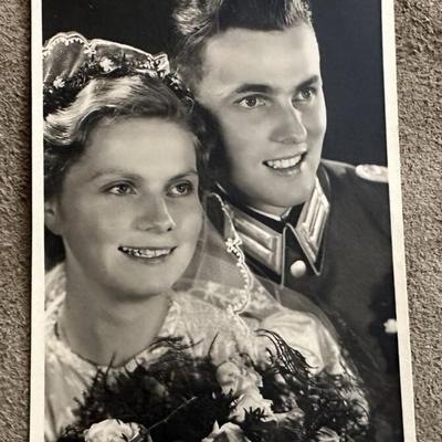 WWII GERMAN FAMILY PHOTOS MILITARY & CIVILIAN
