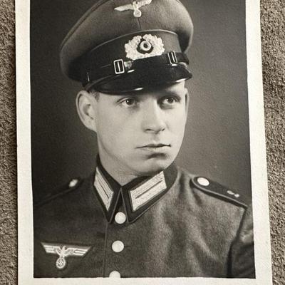 WWII GERMAN FAMILY PHOTOS MILITARY & CIVILIAN