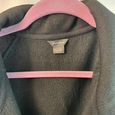 Lot L 347. NWT Eddie Bauer Black Jacket ( Size 2X) & Eddie Bauer Oversized Down Throw