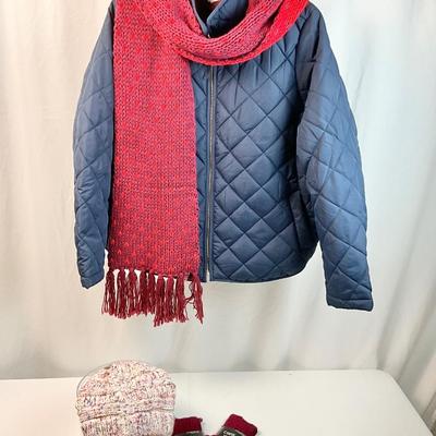 Lot M 354 J. Crew Quilted Jacket (size XL)/ Knit Scarf / J.Crew Socks / Hat