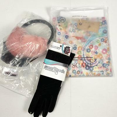 Lot M 362 NWT G.I.L.I. Women’s Coat ( size 2X)/ NWT Faux Fur Ear Muffs / NWT Scarf & Gloves