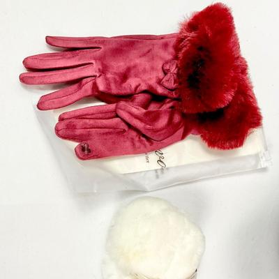 Lot M 367 Laundry Women’s Red Wool Blend Coat (size XL ) / Fur Trimmed Gloves / Ear Muffs / Scarf