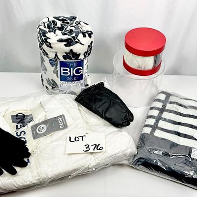 Lot F 376 NWT Lands’ End White Puffer Vest (size 2X) / NWT Lands’ End Black & White Striped Cape / NWT Ear Muffs / NWT Throw /...