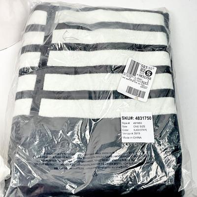 Lot F 376 NWT Lands’ End White Puffer Vest (size 2X) / NWT Lands’ End Black & White Striped Cape / NWT Ear Muffs / NWT Throw /...