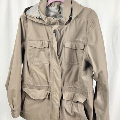 Lot N 377 Eddie Bauer Women’s Weatheredge Four Pocket Shell Jacket ( size XXL ) / NWT Hat, Scarf, Gloves, Socks, Cuddl Duds Mittens, NWT...