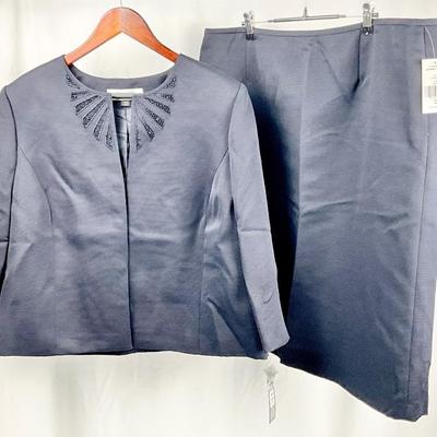 Lot L 384 NWT TAHARI 2pc Navy Blue Suit ( Jacket & Skirt ) Size 14