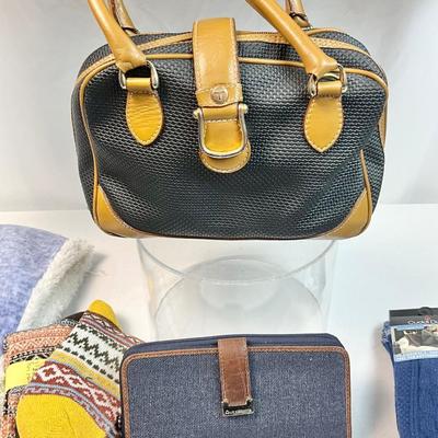 Lot N 393 J. Crew Women’s Sherpa Lined Denim Jacket ( size 2X )./ TOIÉDANO Handbag / NWT Liz Claiborne Denim Wallet / NWT Cuddl Duds...