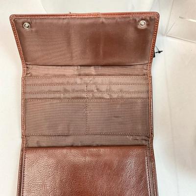 Lot N 398 Lands’ End Light Weight Plaid Jacket ( size 2X) / NWT Chunky Knit Throw / NWT Wilsons Leather Wallet