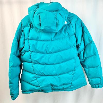 Lot N 399 North Face Ladies Hooded Winter Jacket ( size XL) / NWT Smart Touch Gloves / NWT Leather Mittens / NWT Ear Muffs