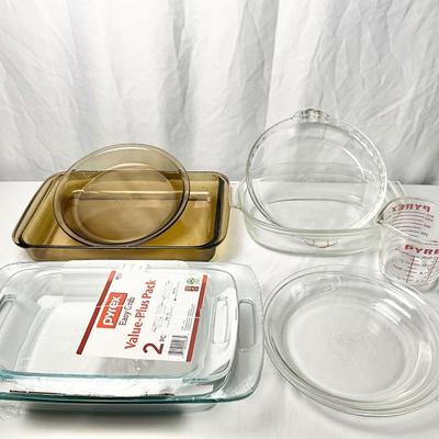 Lot S 430 Lot of Vintage and NIB Pyrex