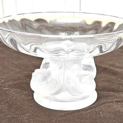 VINTAGE SIGNED/MARKED LALIQUE FRANCE VINTAGE CRYSTAL NOGENT FROSTED BIRD PEDESTAL BOWL