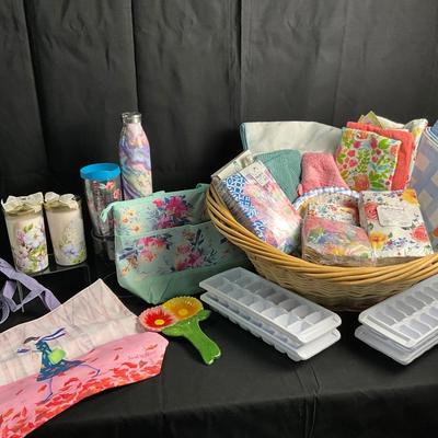 Lot S 439 Basket of Spring Goodies
