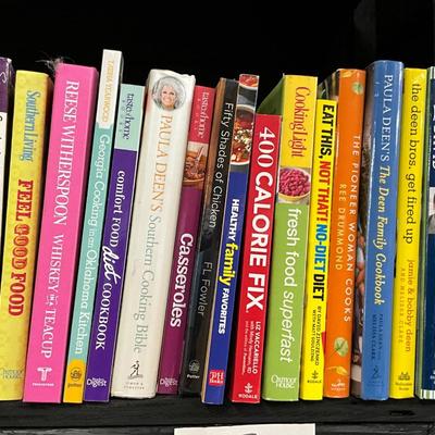 Lot T 442 Lot of Cookbooks