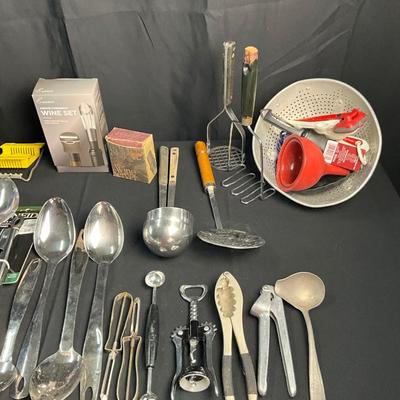 Lot R 452 Large Lot of Cooking Utensils