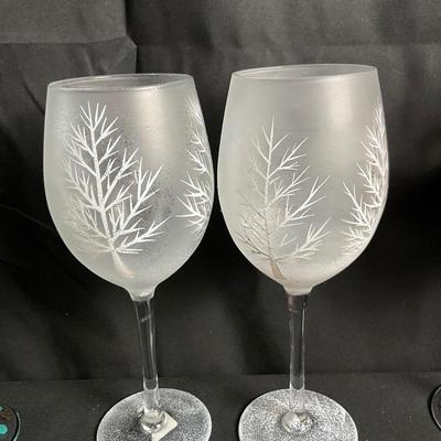 Lot R 464 Seasonal Wine Glasses
