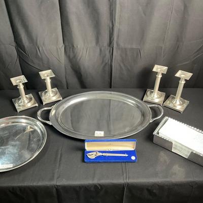 Lot T 465 Lot of Pewter Decor