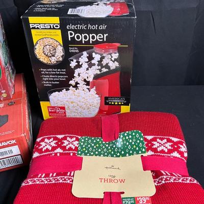 Lot T 485 MOVIE NIGHT with NIB Presto. Electric Hot Air Popper / NIB Magnavox DVD Player / DVD Movies / Cozy NWT Throw
