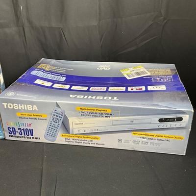 Lot T 486 NIB West Bend Stir Crazy Corn Popper / NIB Toshiba DVD Player & DVD’s / NWT Cuddl Duds Throw