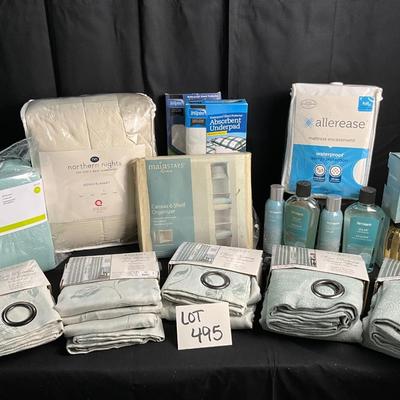 Lot T 495 NWT Room Darkening Panels ( 5 ) / NWT DOwn Blanket / Pier 1 Sea Air Scents and more