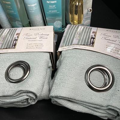 Lot T 495 NWT Room Darkening Panels ( 5 ) / NWT DOwn Blanket / Pier 1 Sea Air Scents and more