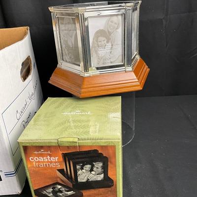 Lot T 499 Lot of Picture Frames