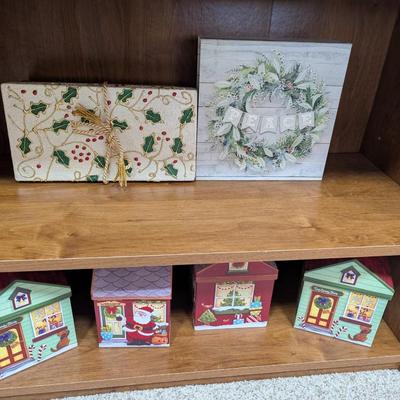Holiday Gift Boxes Cute House Boxes (LR)
