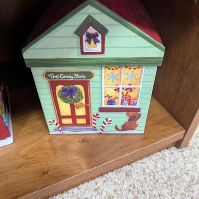 Holiday Gift Boxes Cute House Boxes (LR)