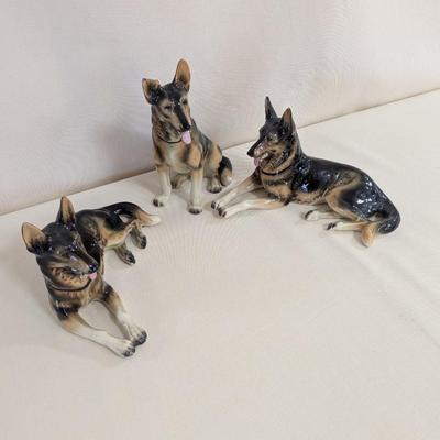 Vintage Western Germany Porcelain German Shepherd Dogs (FD)