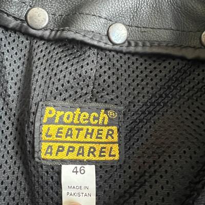 Men's Leather Motorcycle Jacket Protech Sz. 46