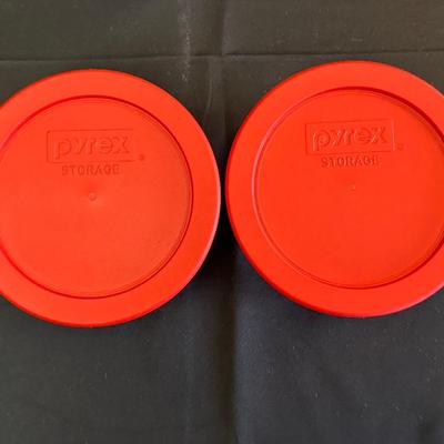 Vintage and Modern Pyrex Dishes