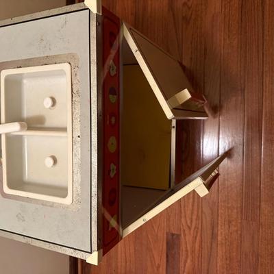 Wolverine Metal Vintage Oven & Sink