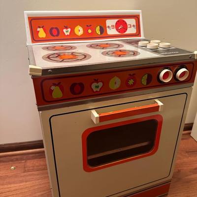 Wolverine Metal Vintage Oven & Sink