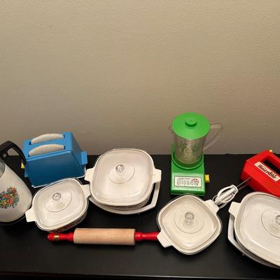 Wolverine Metal Vintage Oven & Sink