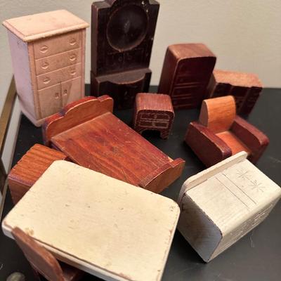 Vintage Doll House & Accessories