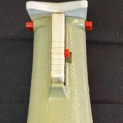 Vintage Corning Ware and General Electric Kitchen Items